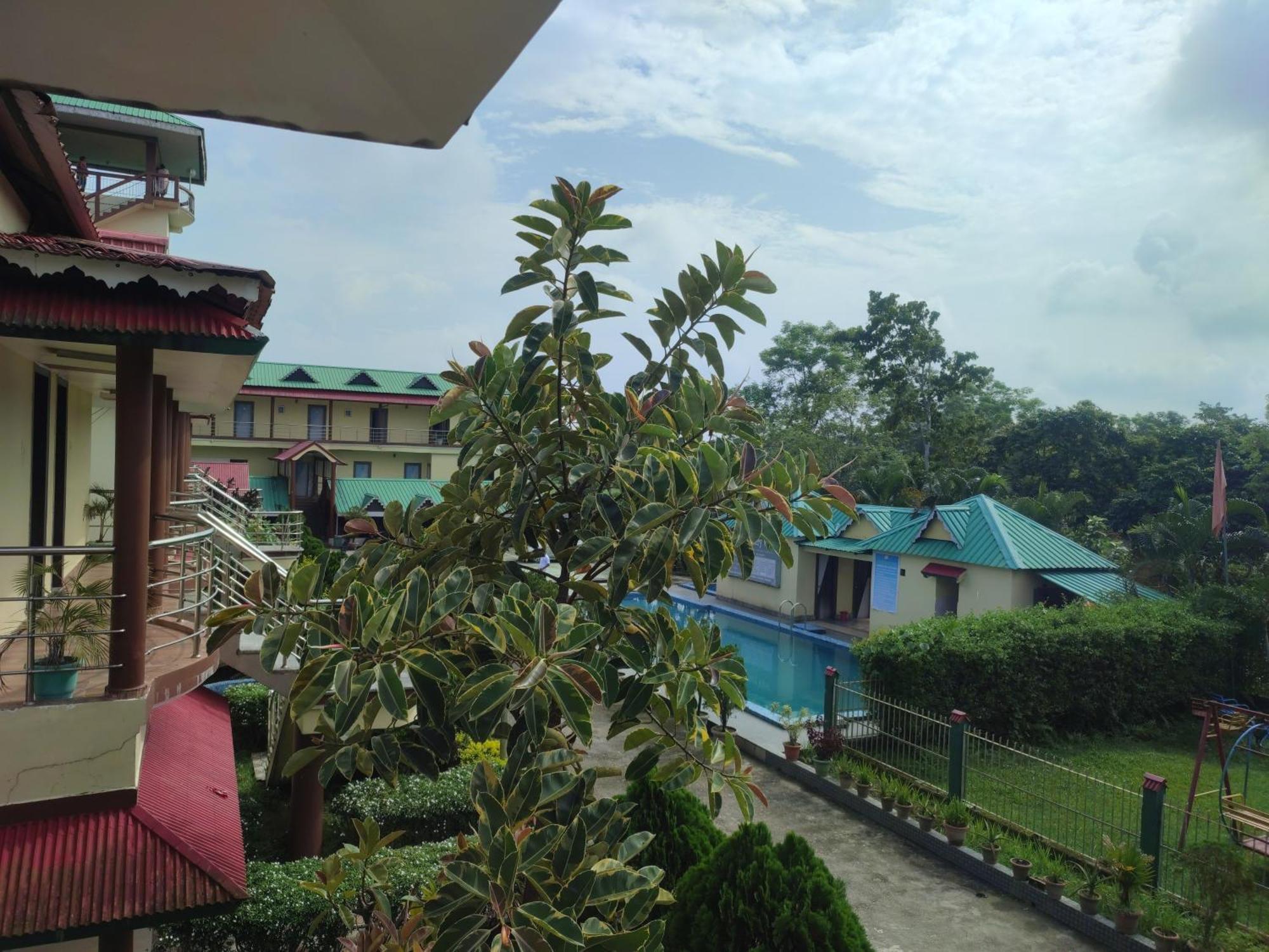 Maa Greenary View - A Holiday Resort Alipur Duar Exterior photo